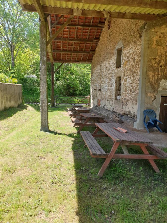 La Croix Gites Pressignac Eksteriør bilde